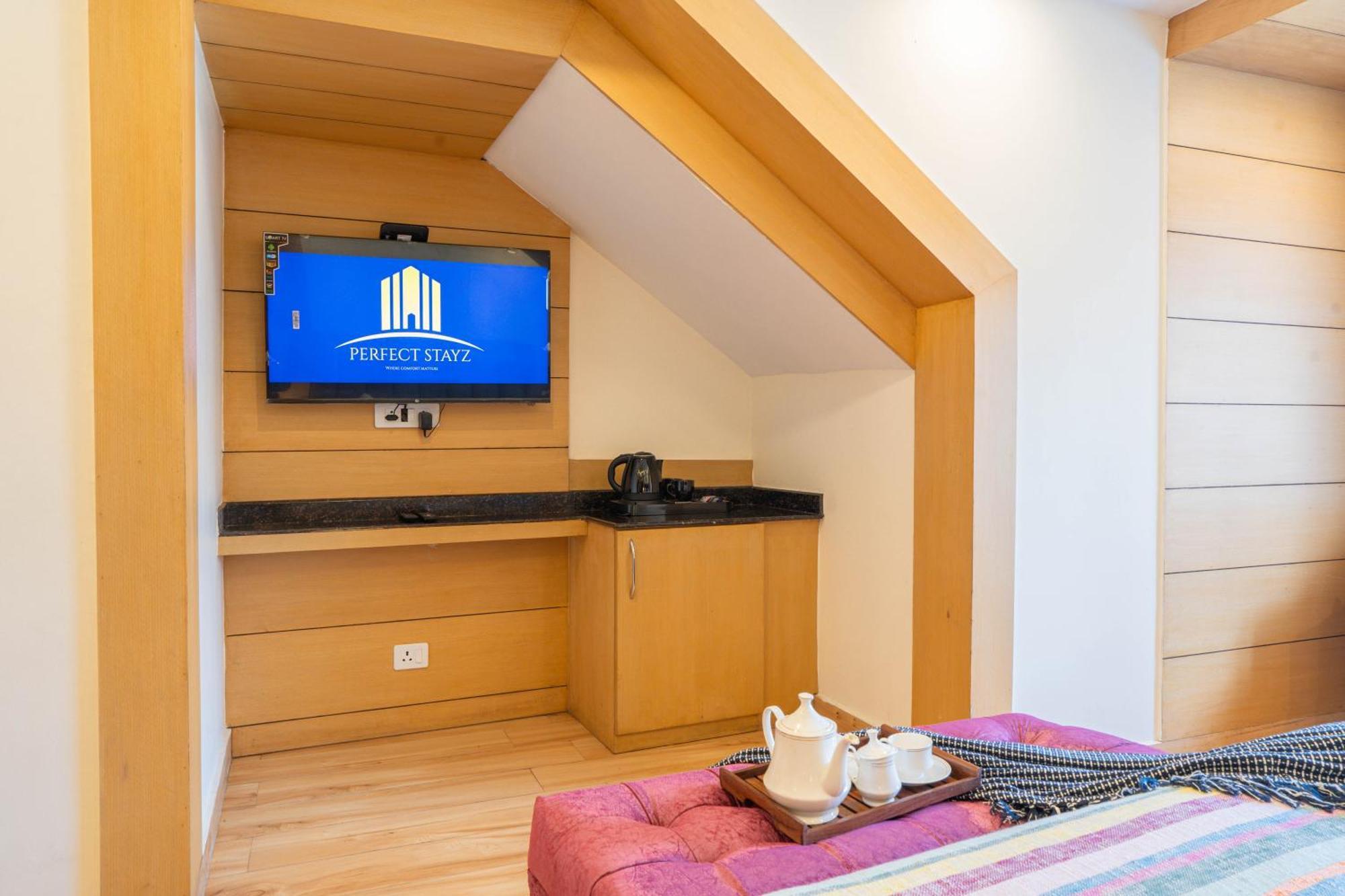 Super Hotel By Perfectstayz Mall Road มัสซูรี ภายนอก รูปภาพ