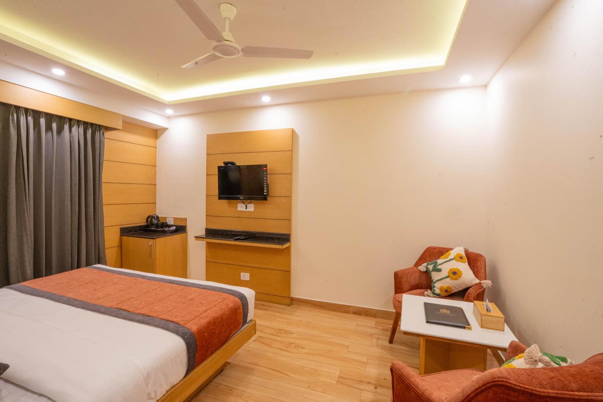Super Hotel By Perfectstayz Mall Road มัสซูรี ห้อง รูปภาพ