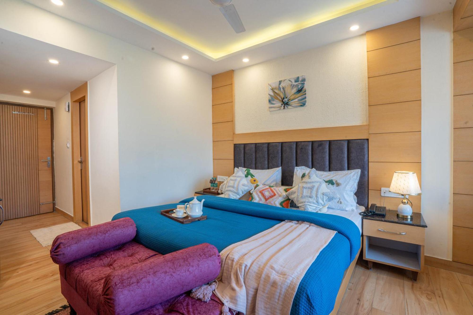 Super Hotel By Perfectstayz Mall Road มัสซูรี ภายนอก รูปภาพ